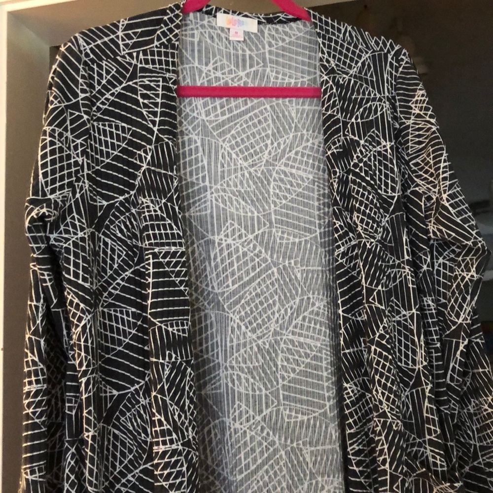 Medium Lularoe Sarah